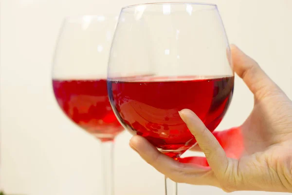 Two glasses of red wine — Stock Photo, Image