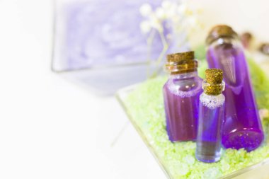 Spa konsept uçucu yağ ve limon ile