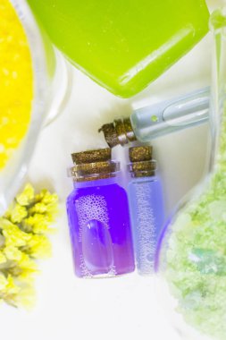 Spa konsept uçucu yağ ve limon ile