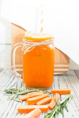 Taze meyve ve sebze smoothie