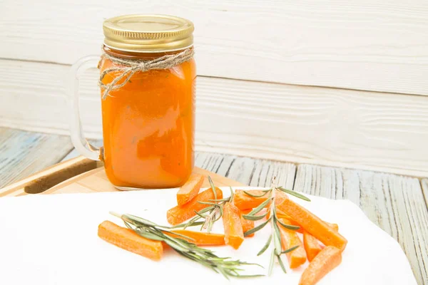 Taze meyve ve sebze smoothie