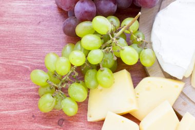 Şarap ile atıştırmalıklar