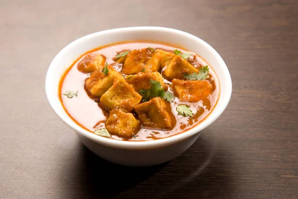 Fromage cuit dans une sauce crémeuse, Plat indien — Photo