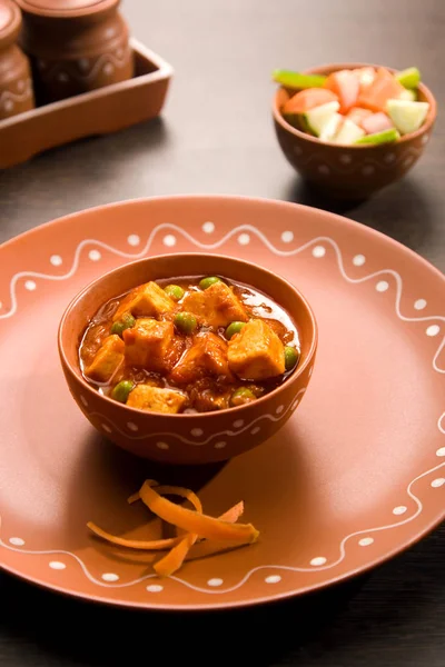 Fromage cuit dans une sauce crémeuse, Plat indien — Photo