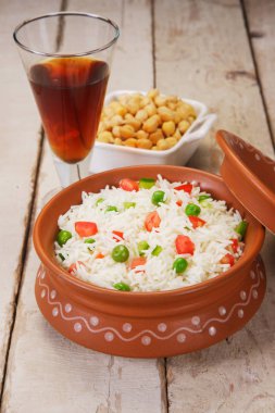 Shai pulao veya sebze pilav ve sebze Hint biryani