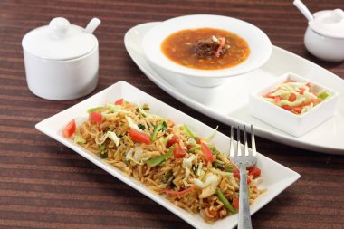 Sebze Mançurya ve Fried Rice