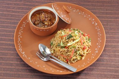 Sebze Mançurya ve Fried Rice