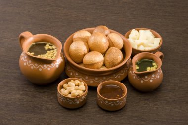Panipuri or Gol Gappa or Chaat