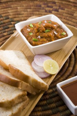 Pao Bhaji veya Pav Bhaji