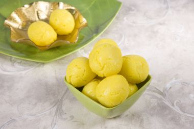 Rajbhog veya Bengalli Rasgulla veya Cham Cham, Hint tatlı