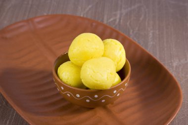 Rajbhog veya Bengalli Rasgulla veya Cham Cham, Hint tatlı
