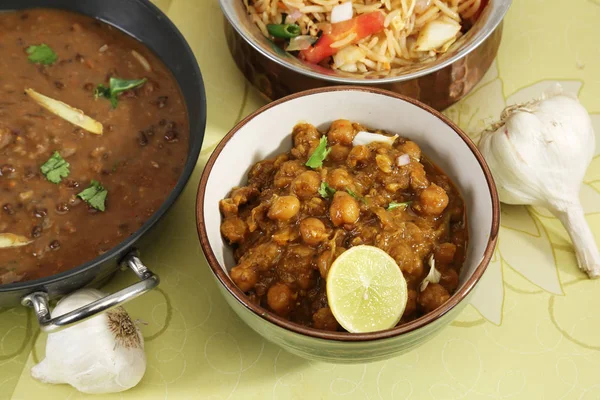 Chana Masala veya baharatlı nohut