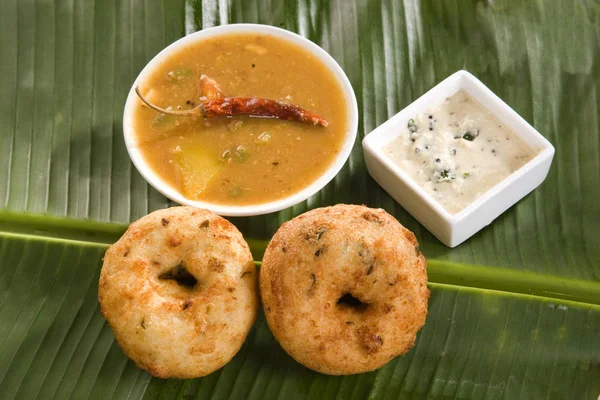 Sambar, vada, kókusz Chutney-val — Stock Fotó