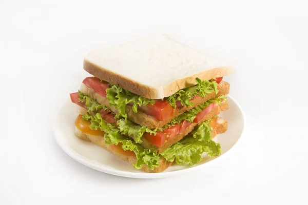 Salat, Käse und Kartoffelsalat-Sandwich auf Toastbrot — Stockfoto