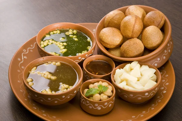 Panipuri veya Gol Gappa veya Chaat, Hint sokak gıda
