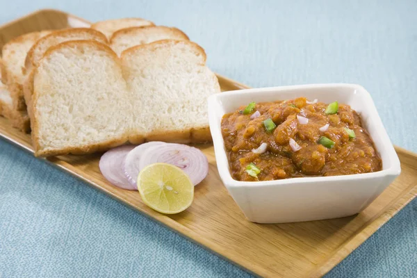 Pao Bhaji veya Pav Bhaji