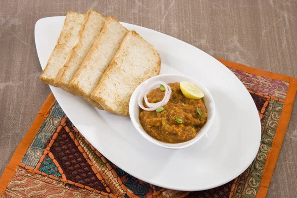 Pao Bhaji veya Pav Bhaji