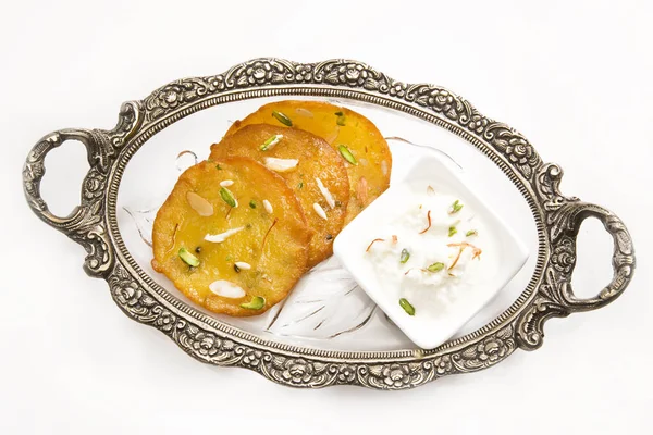 Malpua ve Rabdi Hint geleneksel tatlı