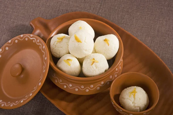 Rasgulla, indisch süß — Stockfoto