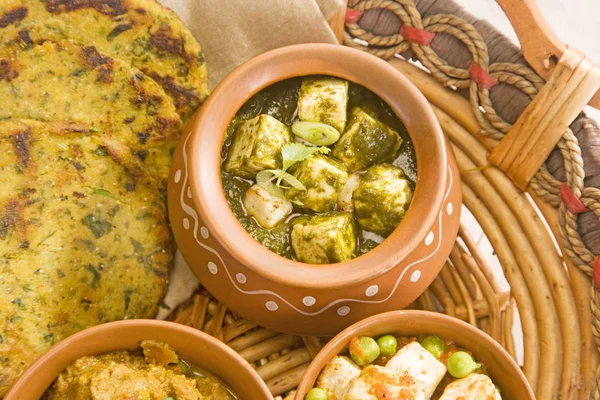 Palak Paneer, comida india —  Fotos de Stock