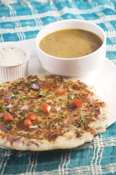 Güneyde Hint yemeği soğan Uthappams