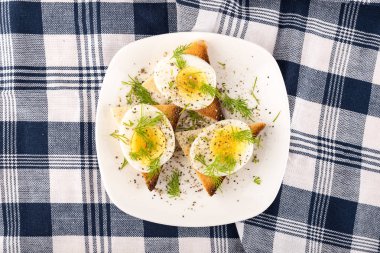 Kahvaltı yumurta tost