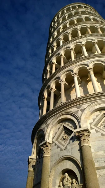 Pisa Kulesi, İtalya