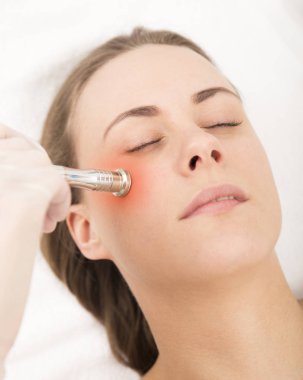 Mikrodermabrazyon - güzellik ürünü