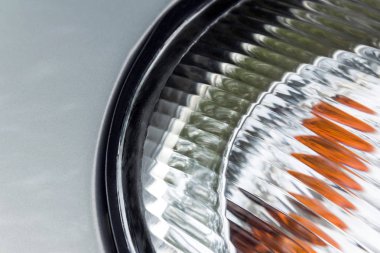 Pikap ile araba Far parçası. Yakın çekim.