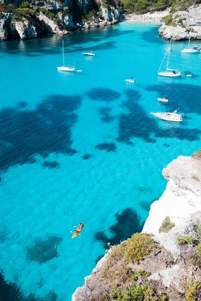 Relaxante em Cala Macarella - Minorca — Fotografia de Stock