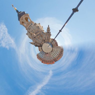 Dresden şehir içi güneş sırasında ziyaret