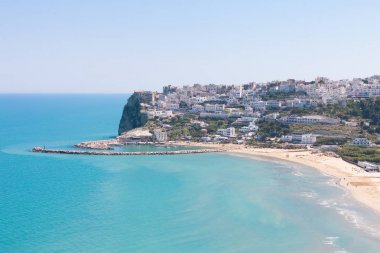 Pescichi, Apulia - Pesci etkileyici şehir üzerine havadan görünümü