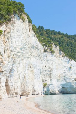 Vignanotica, Apulia - Vignanotica tebeşir kayalıklarla ziyaret