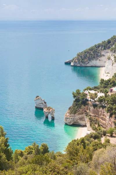 Grotta Smeralda, Puglia - látogatás a híres barlang Smeralda — Stock Fotó