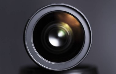 DSLR kamera objektifi yakın çekim