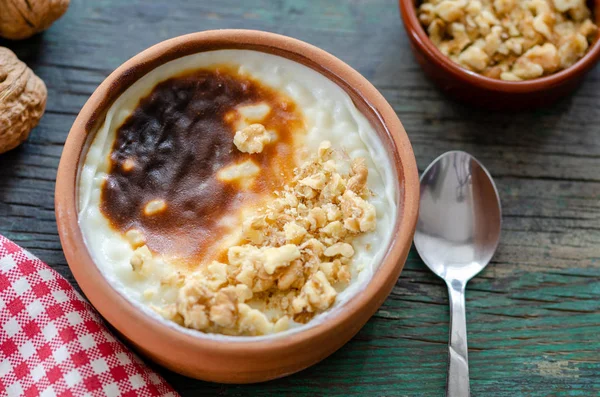 Turecký rýžový puding Sutlac, — Stock fotografie