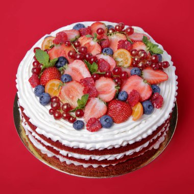 Kırmızı kadife kek.