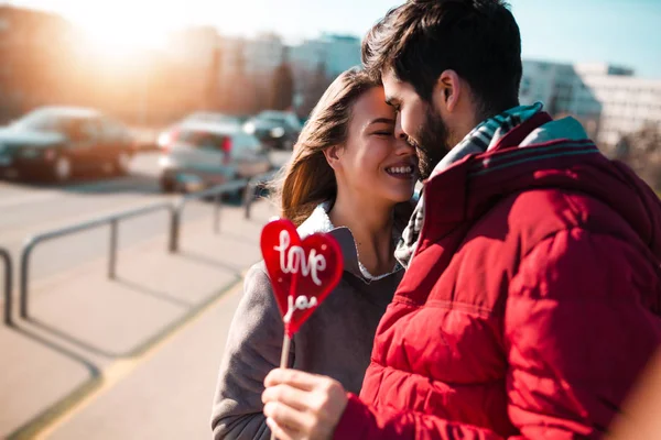 Jong Koppel Met Een Romantisch Moment — Stockfoto