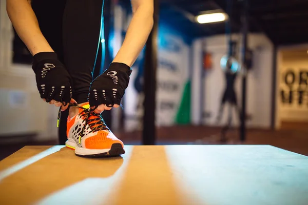 Close Female Hands While Preparing Workout Woman Tying Shoelace Preparing — Stock Photo, Image