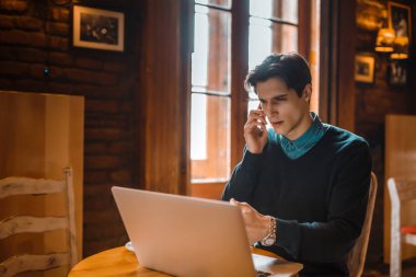 Konuşma vurguladı yakışıklı girişimci
