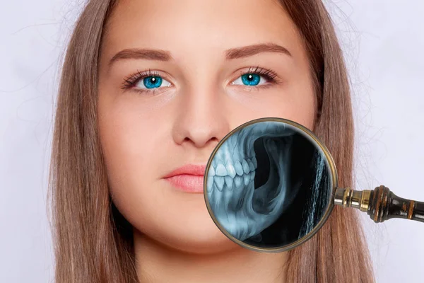 X-ray with a magnifying glass from the visual field of a person'