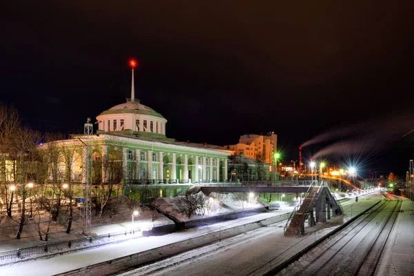 Murmansk Järnvägsstation Vintern Royaltyfria Stockfoton