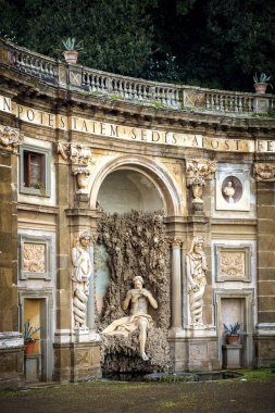 Villa Aldobrandini Frascati. Su tiyatro (Polyphemus), Roma detayını. İtalya.
