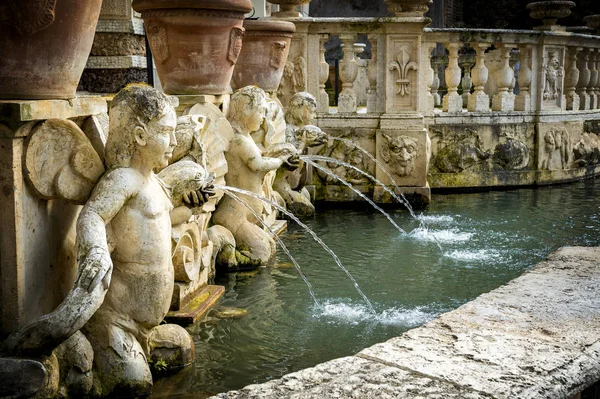 Вилла д 'Эсте в Тиволи, Рим. Италия — стоковое фото