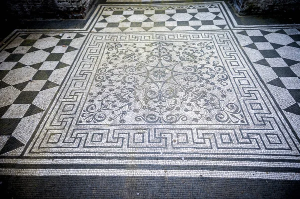Вилла Адриана. Оригинальный римский пол. Tivoli, Рим . — стоковое фото
