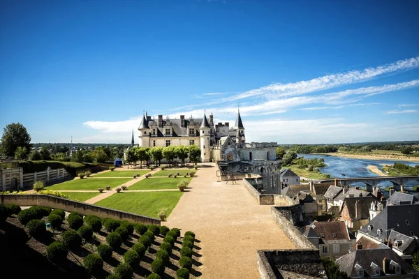 Chateau de amboise mittelalterliche Burg, Leonardo da Vinci Grab. Loire-Tal, Frankreich, Europa. UNESCO-Seite. — Stockfoto