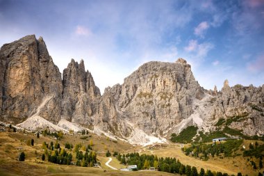 Val Gardena Geçidi, Passo Gardena, Doğal Park Puez-Geisler, Dolomites, Selva di Val Gardena, Alto Adige, Trentino-Alto Adige, İtalya 
