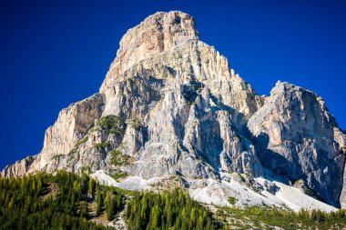 Sonbaharda Corvara 'dan Sassongher. Val Gardena, Dolomitler, Trentino Alto Adige, İtalya