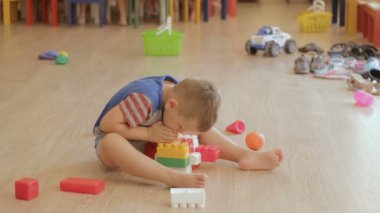 Yapı inandırıldım. Bebek bitiş oyun blokları ile