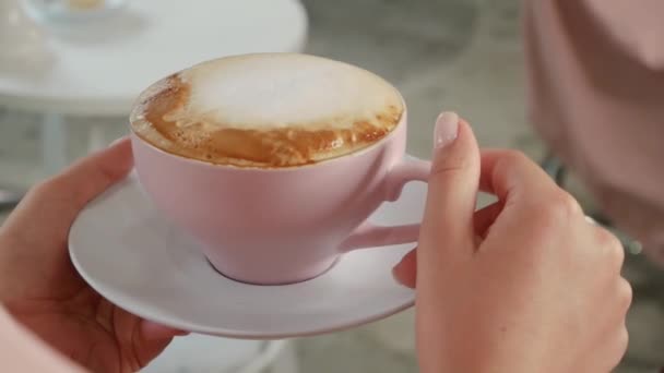 Café com espuma saborosa — Vídeo de Stock